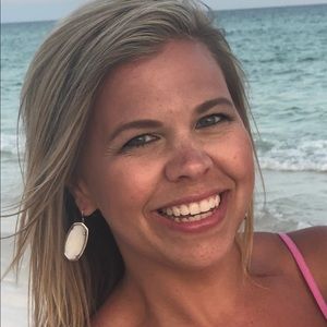 Meet your Posher, Candy